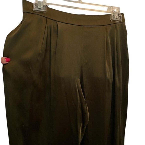 Diane Von Furstenberg X-L Dark loden  green silk pants with stretch oversized - Picture 1 of 10